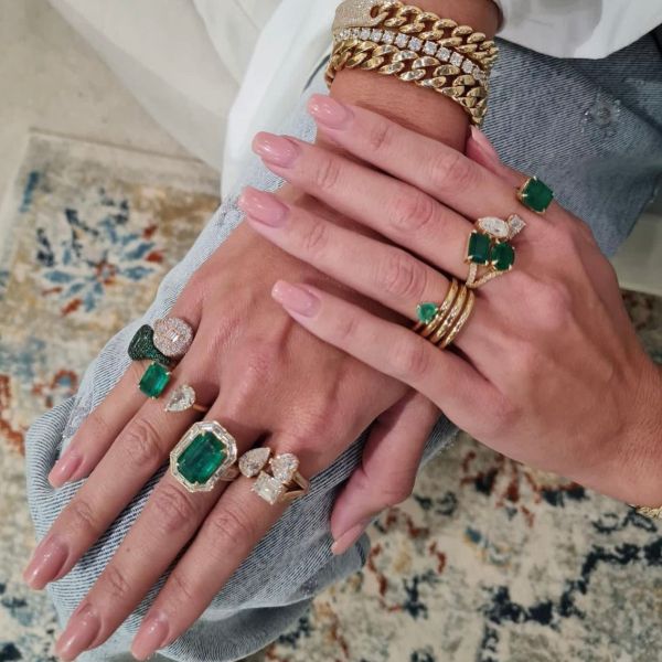 EMERALD & DIAMOND PEAR TRIPLE THREAT RING