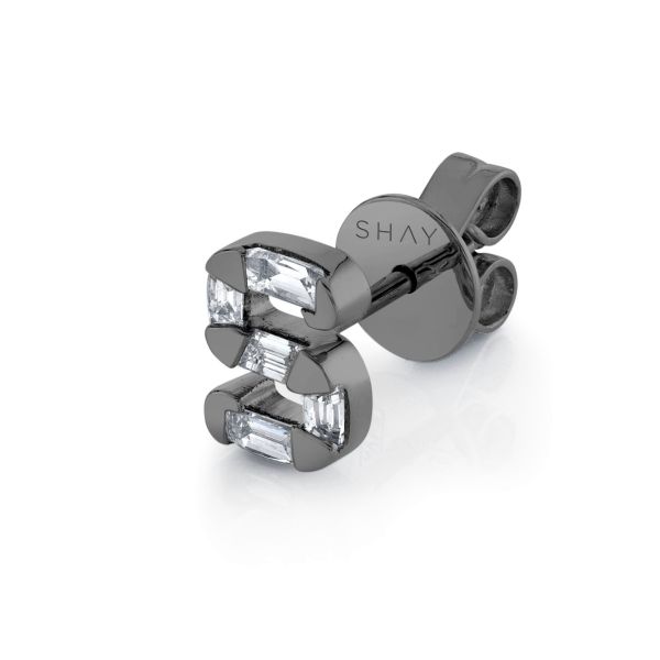 DIAMOND BAGUETTE SINGLE INITIAL STUD