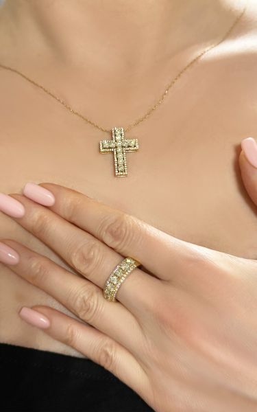 Yellow & White Diamond Pendant/cross Leo