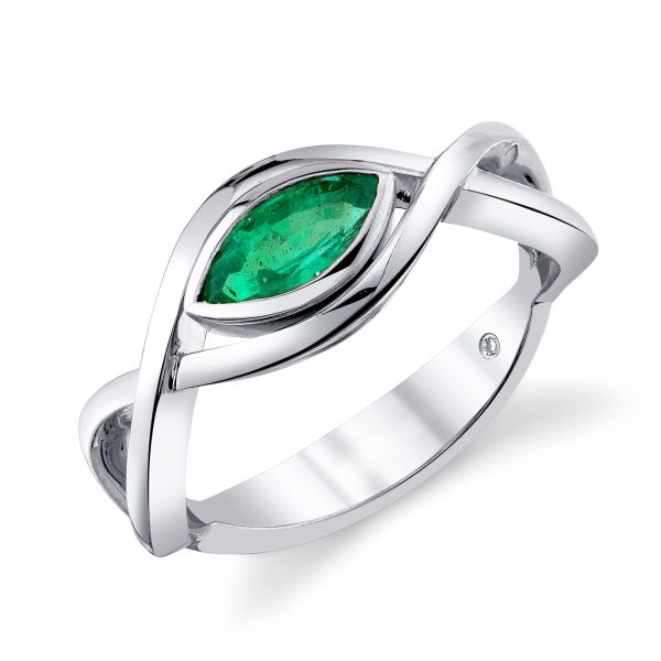 EMERALD MARQUISE VINE RING