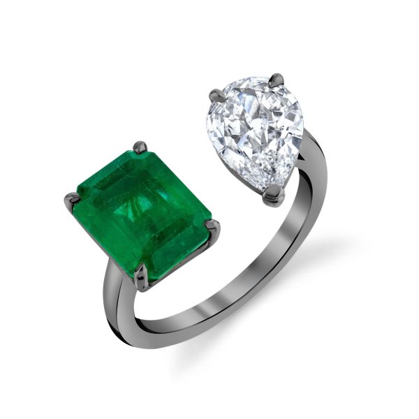 EMERALD & DIAMOND PEAR TWIN RING