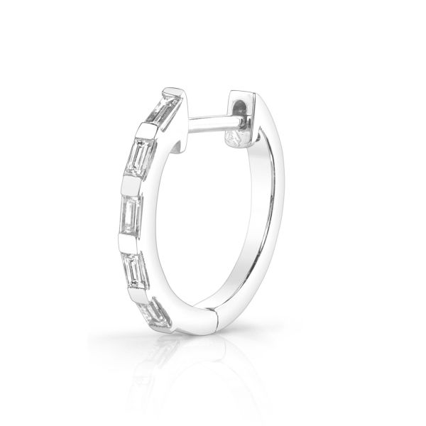 SINGLE DIAMOND BAGUETTE MINI HUGGIE