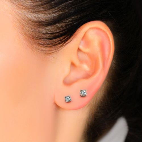 Diamond Milonga Stud