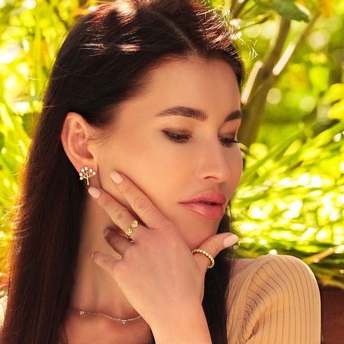 Yellow Diamonds Ring Vulpecula