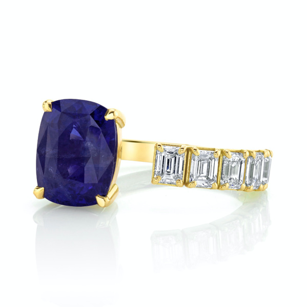 FLOATING BLUE SAPPHIRE & DIAMOND RING