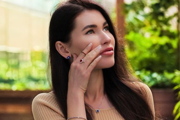 Sapphire & Diamond Necklace Eos