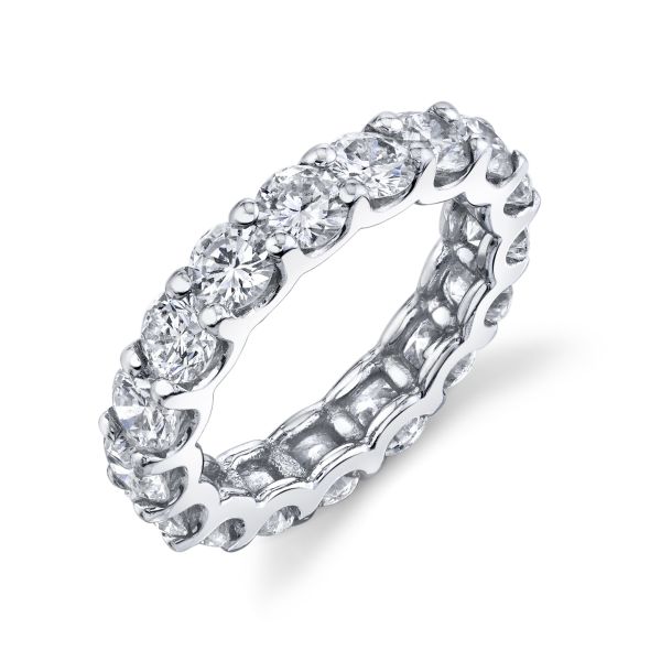 ROUND DIAMOND ETERNITY BAND