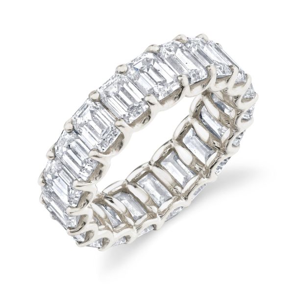 DIAMOND ETERNITY BAND, 7cts